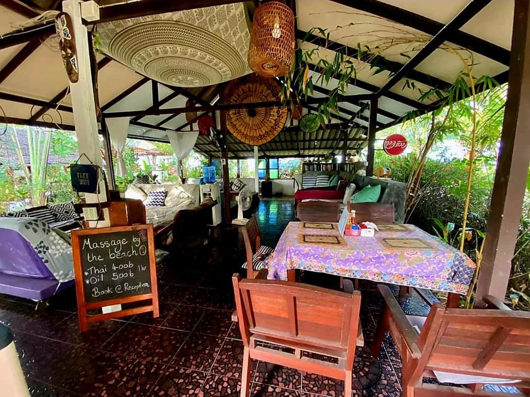 Sabai Sabai Beach Bungalows Koh Phayam Exterior photo