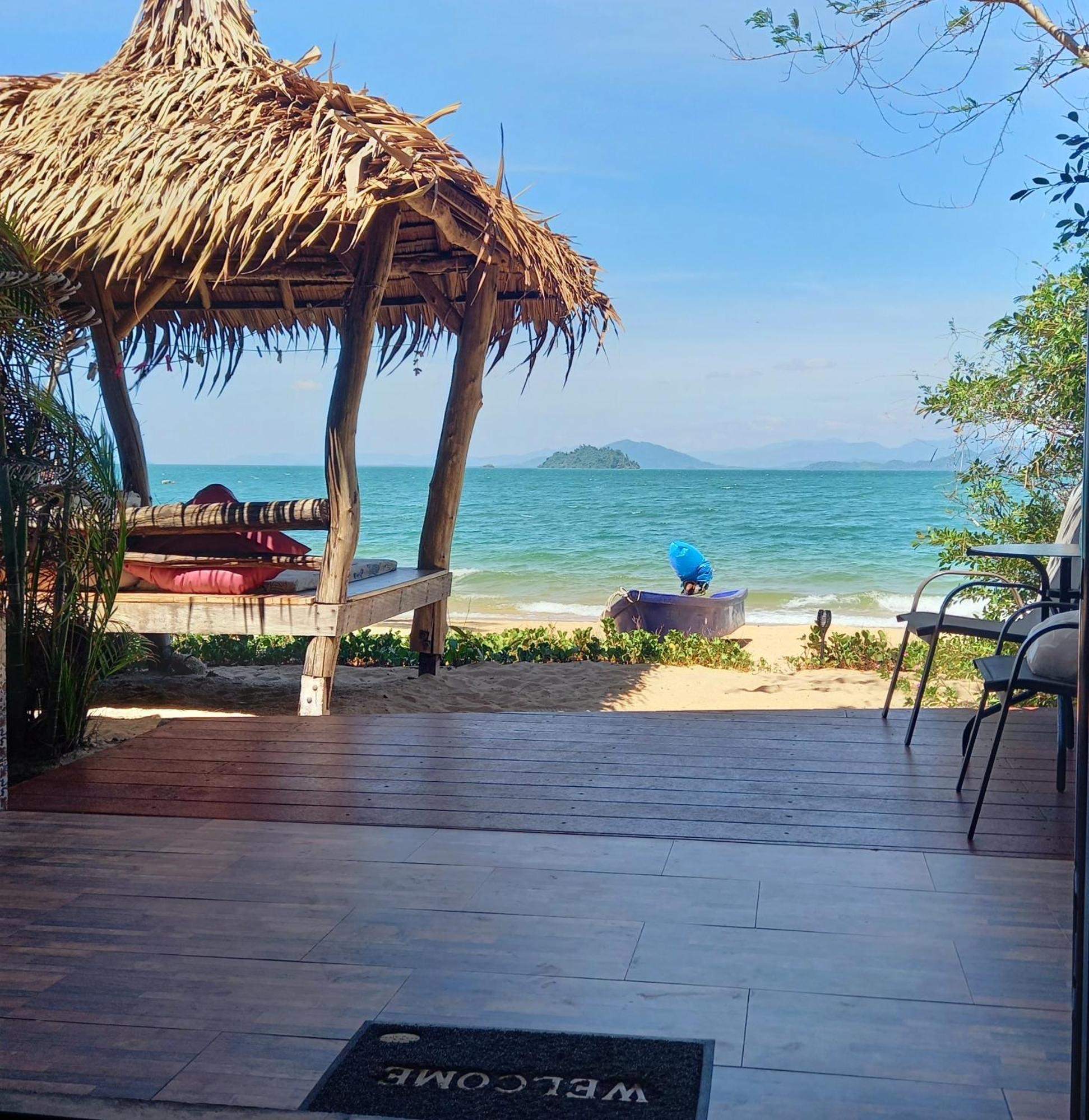 Sabai Sabai Beach Bungalows Koh Phayam Room photo