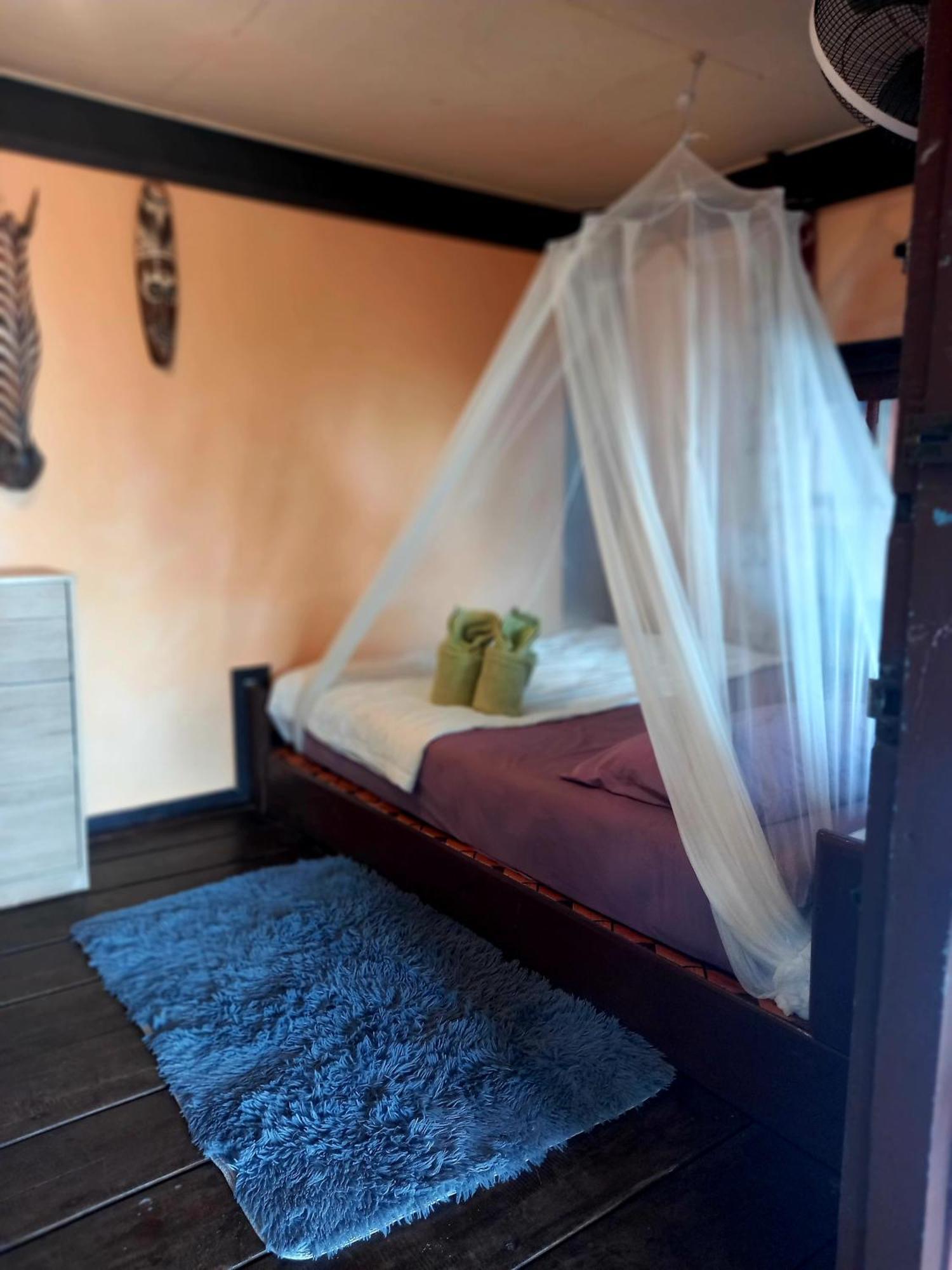 Sabai Sabai Beach Bungalows Koh Phayam Room photo