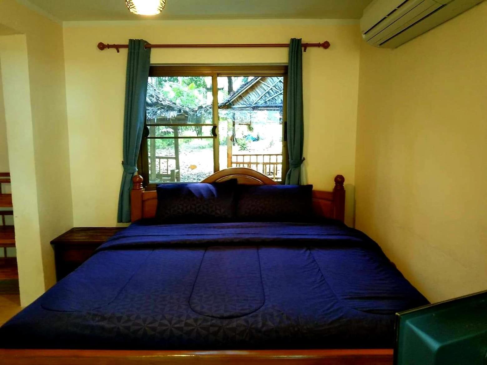 Sabai Sabai Beach Bungalows Koh Phayam Room photo