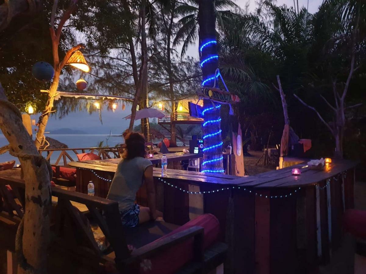 Sabai Sabai Beach Bungalows Koh Phayam Exterior photo