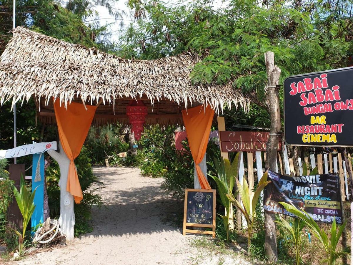 Sabai Sabai Beach Bungalows Koh Phayam Exterior photo